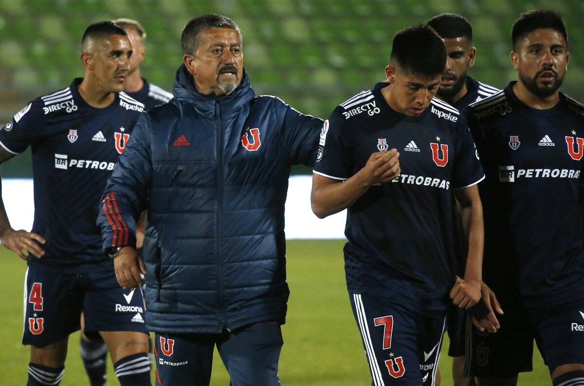 Lo que faltaba: descontento del plantel con el trabajo de Cristián Romero tensa el ambiente en la U