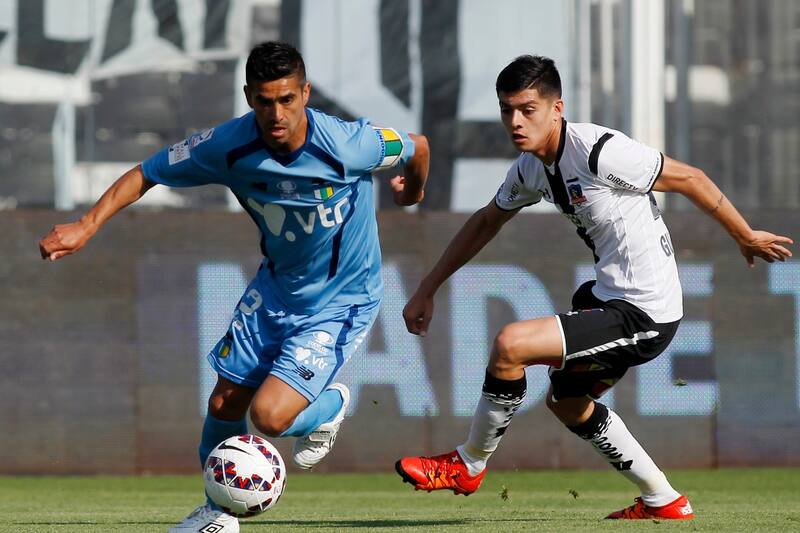 jugando por O'Higgins ante Colo Colo. (Foto: Aton)