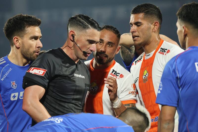 en el Estadio Nacional. Foto: Felipe Escobedo.