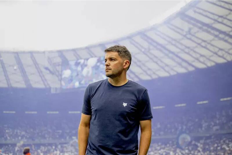 Nicolás Larcamón perdió la final del Mineiro y el Cruzeiro decidió echarlo. Foto: Cruzeiro.