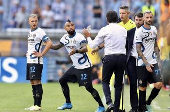 Con Vidal en cancha y Alexis en la banca, el Inter solo consiguió un empate ante la Sampdoria