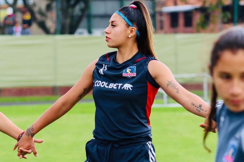 Anaís Cifuentes seguirá en Colo Colo.