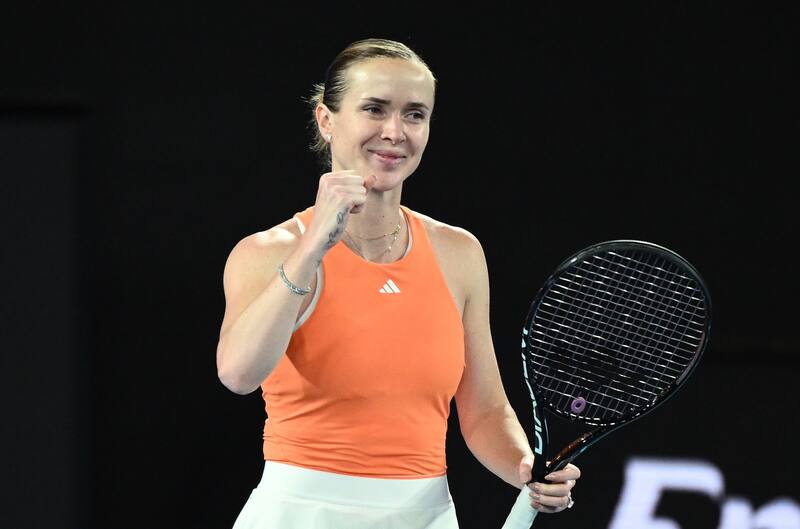 La ucraniana celebra su victoria ante Coco Gauff en cuartos de final del Australian Open. Foto: Agencia EFE.