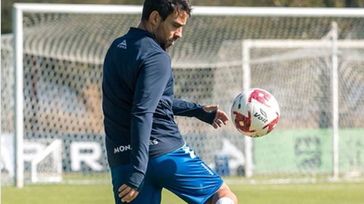 Jorge Valdivia se unió a las prácticas del Monarcas