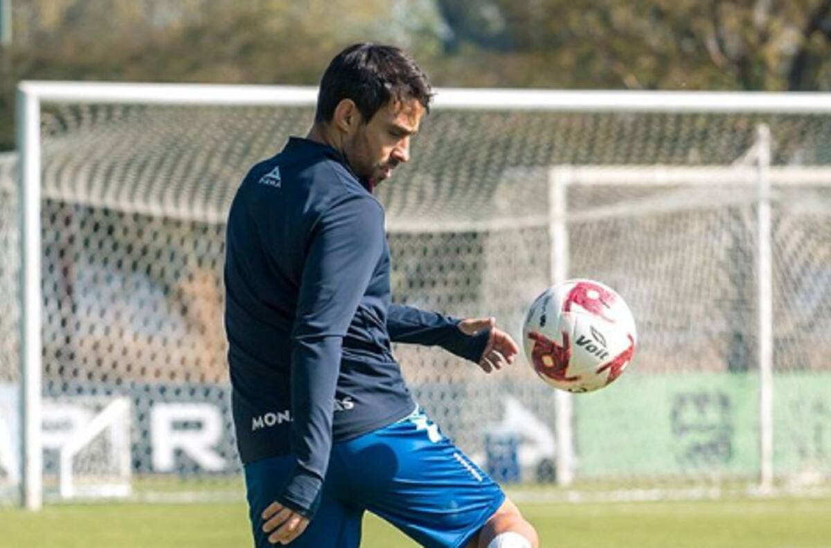 Jorge Valdivia se unió a las prácticas del Monarcas