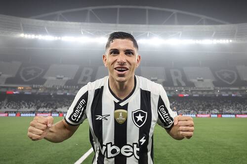 El delantero venezolano será baja para Botafogo ante la U. Foto: Botafogo.