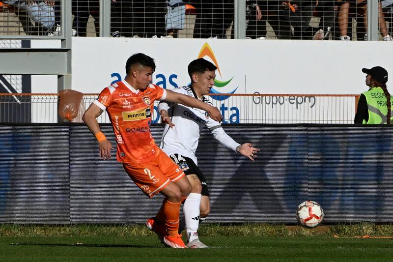 defendiendo a Cobreloa. Foto: Agencia Aton.