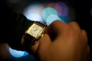 Horario de invierno: ¿El próximo sábado se adelanta o se atrasa el reloj?