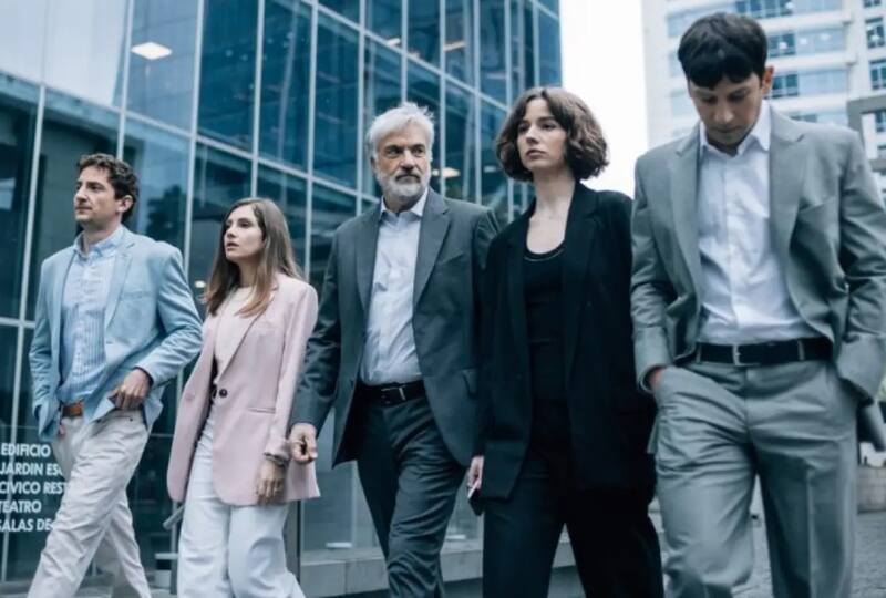 es la nueva teleserie nocturna de Mega.