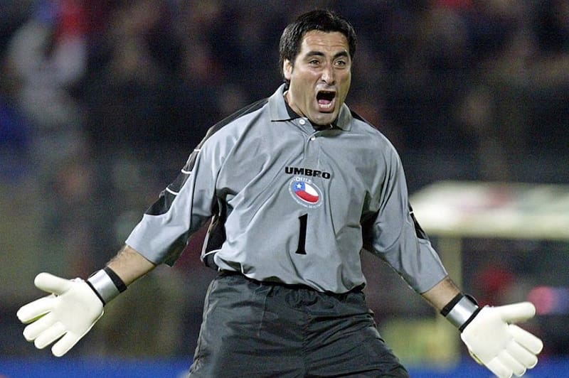 destacó por largos años defendiendo a la Selección Chilena