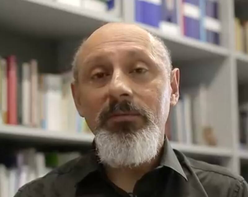 Rodrigo Cornejo expuso la situación en televisión. Créditos: Captura T13.