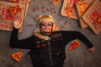 Oliver Tree, el fenómeno de TikTok, anuncia su debut en Chile con concierto en el Teatro Caupolicán