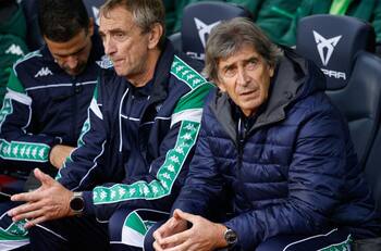 Las duras sanciones a las que se expone el Betis de Manuel Pellegrini y Claudio Bravo tras agresión a jugador del Sevilla