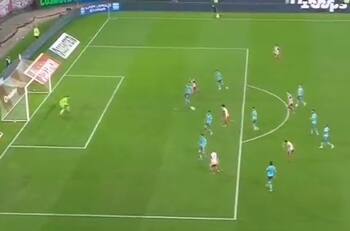 VIDEO | James Rodríguez genera revuelo en Grecia con uno de los mejores goles del año