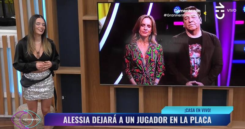 Alessia salvando a un participante de "Gran Hermano" Chile.