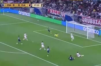 VIDEO | El grosero error de Agustín Rossi con que PSG se adelantó en la final de la Copa Intercontinental