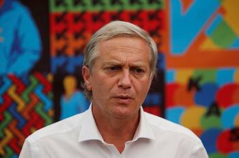 Diario El País confirmó que el padre de José Antonio Kast fue miembro del partido nazi alemán