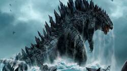 Niño se disfrazó de Godzilla para ir al cine y se hizo viral