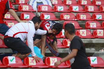 Hinchas del Atlas denuncian amenazas de muerte tras informar de cinco desaparecidos en el duelo Querétaro vs Atlas