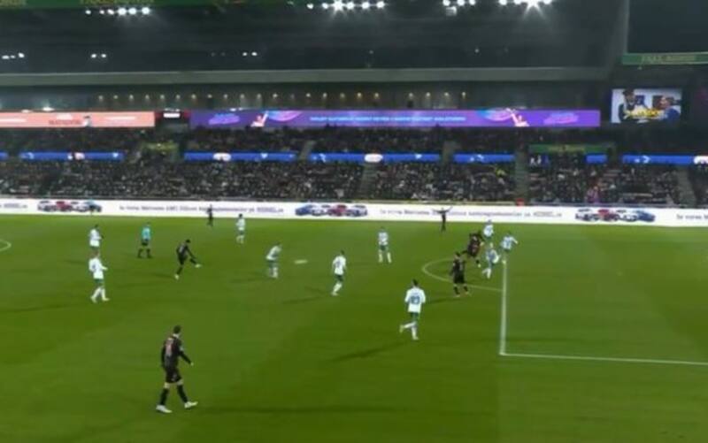 convirtió un golazo para Midtjylland.