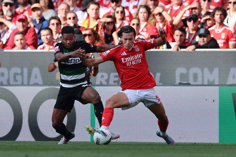 El lateral izquierdo que Xabi Alonso quiere para su Real Madrid. EFE