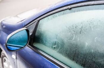 Con estos 10 trucos evitarás que se empañen los vidrios de tu auto durante el invierno