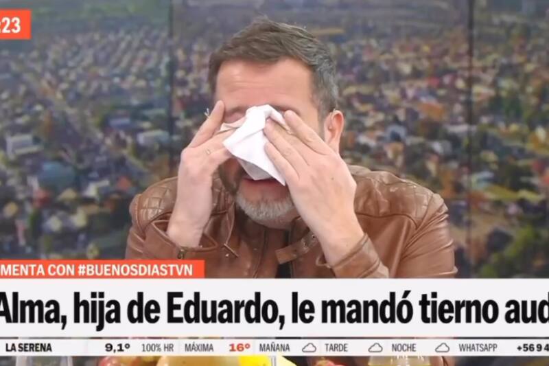 Eduardo Fuentes y su emoción tras escuchar a su hija. Créditos: TVN