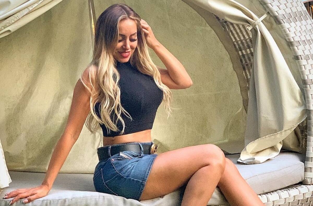 Exesposa de Arturo Vidal rompe el silencio y aclara su verdadera relación con Daniel "Palomo" Valenzuela