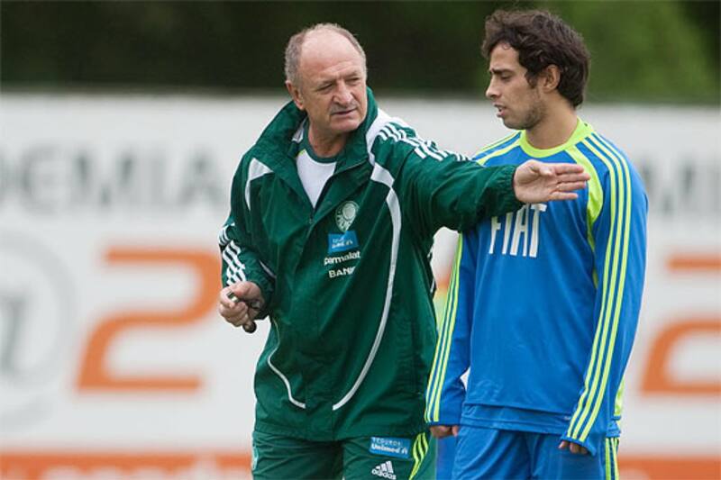 El legendario entrenador brasileño podría asumir el rol de coordinador técnico de Gremio. (Foto: FatimaNews / Folhapress)