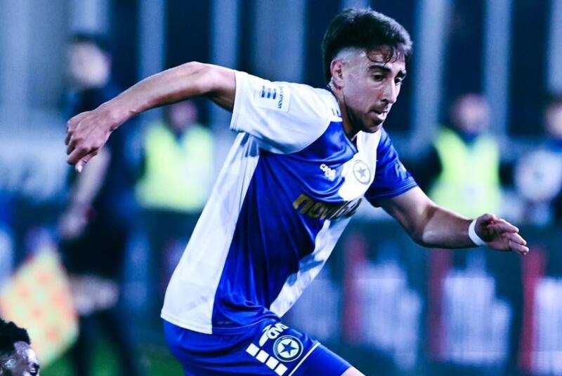 está viendo dónde continuará su carrera.