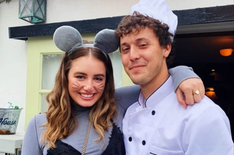 Este dúo dinámico sacará más de una risa en cualquier fiesta de Halloween. Créditos: Pinterest.