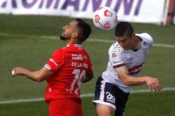 Se fue gratis de Colo Colo, estuvo 4 meses sin club y ahora fichó en este equipo del fútbol chileno
