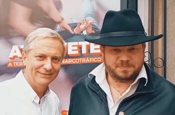 Johannes Kaiser no fue a votar: Se quedó "cuidando" los votos de Kast en el Distrito 10