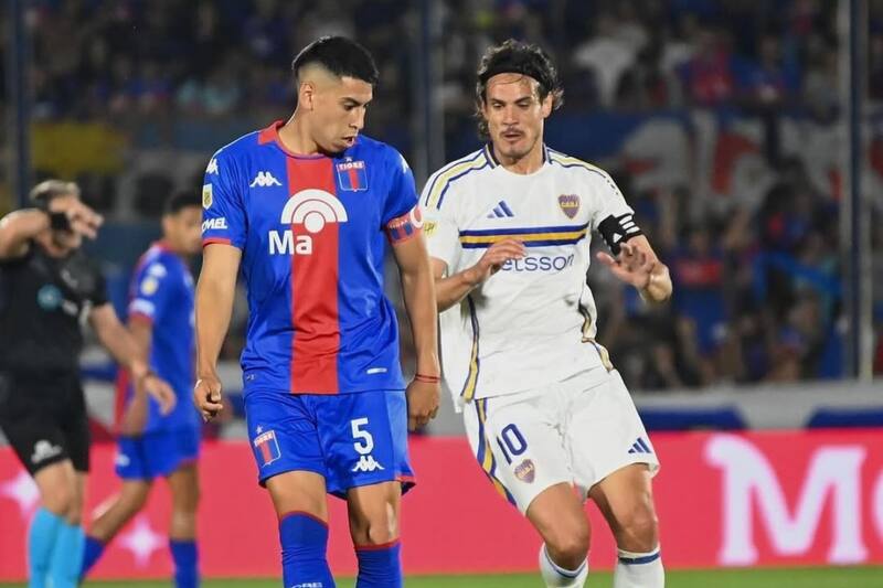 Agustín Cardozo, volante de Tigre.