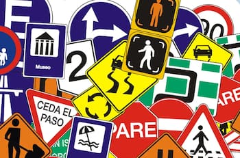 ¡Ojo! Ignorar estas 10 señales de tránsito te podría costar muy caro: Hay multas de hasta $65.000