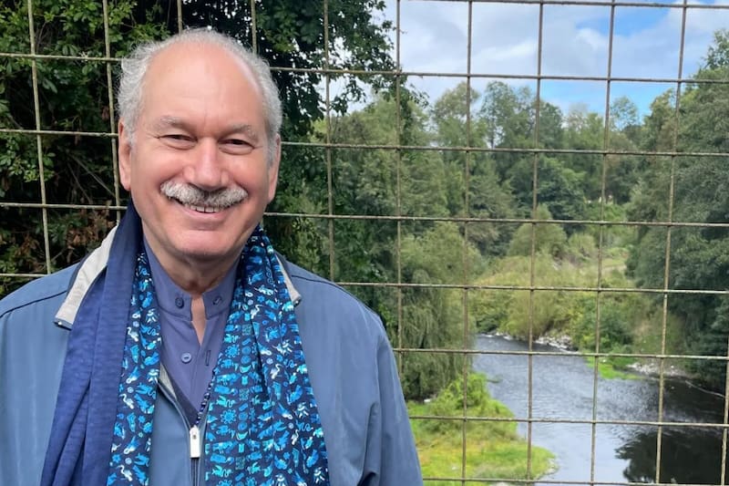 entregó sus conocimientos astrológicos.