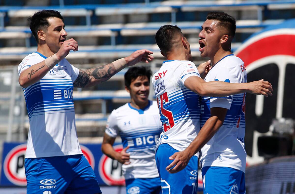 La UC se burló de la U haciendo alusión al popular "Among Us"