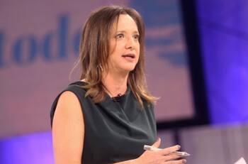 Mónica Pérez habla de la especial amistad que mantiene con el rey de España