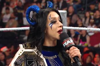 Con gran recepción del público: Stephanie Vaquer hizo su debut en Raw contra la Campeona Mundial de WWE