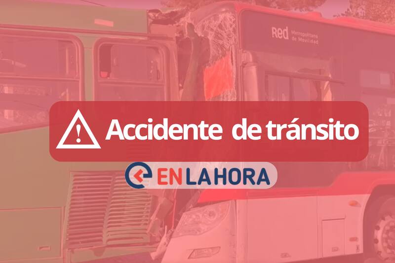 El conductor de uno de los buses está herido gravemente.