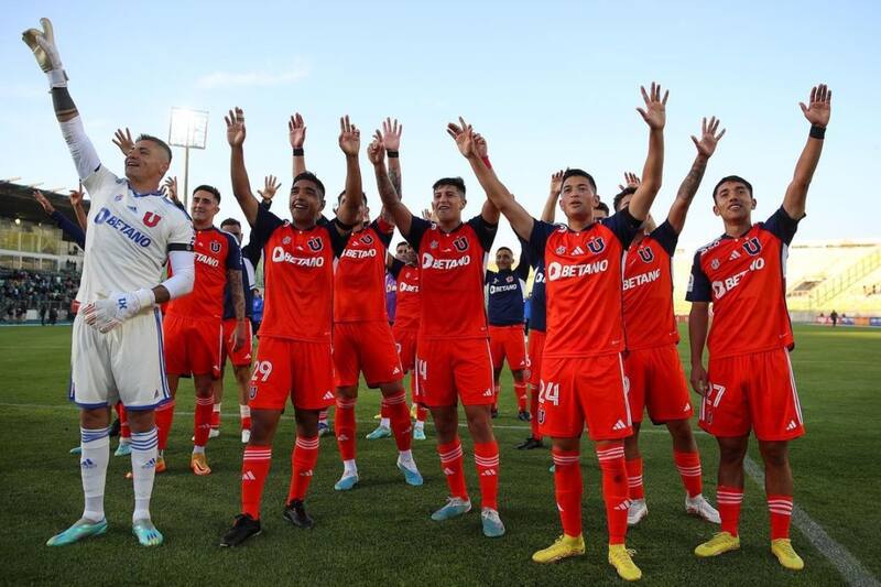 Hinchas de Universidad de Chile podrán ver al equipo contra Ñublense en Chillán. Foto: Universidad de Chile.