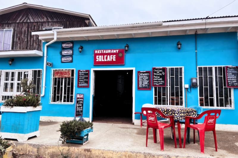 Uno de los tantos parajes de gastronomía ideales para visitar en la playa. Créditos: Google Maps.
