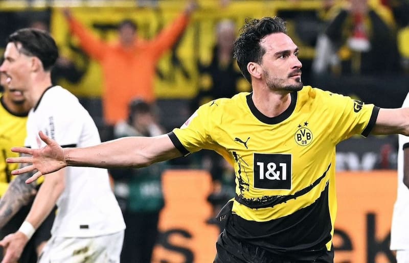 El defensa de 35 años no renovará con el conjunto de las abejas. Créditos: @aussemrist15.