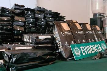 Detienen a "El Barista", acusado de robar 2 millones de fino café colombiano en Temuco