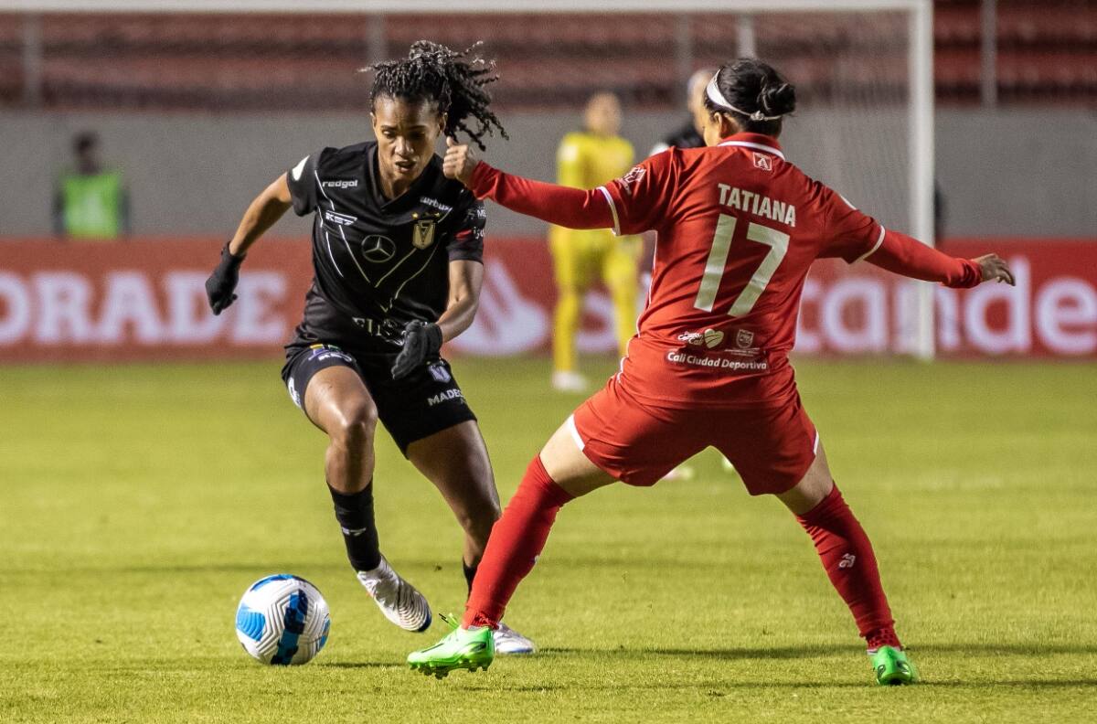Vergüenza: La abismal diferencia de premios entre los campeones de la Copa Libertadores Femenina y la Masculina