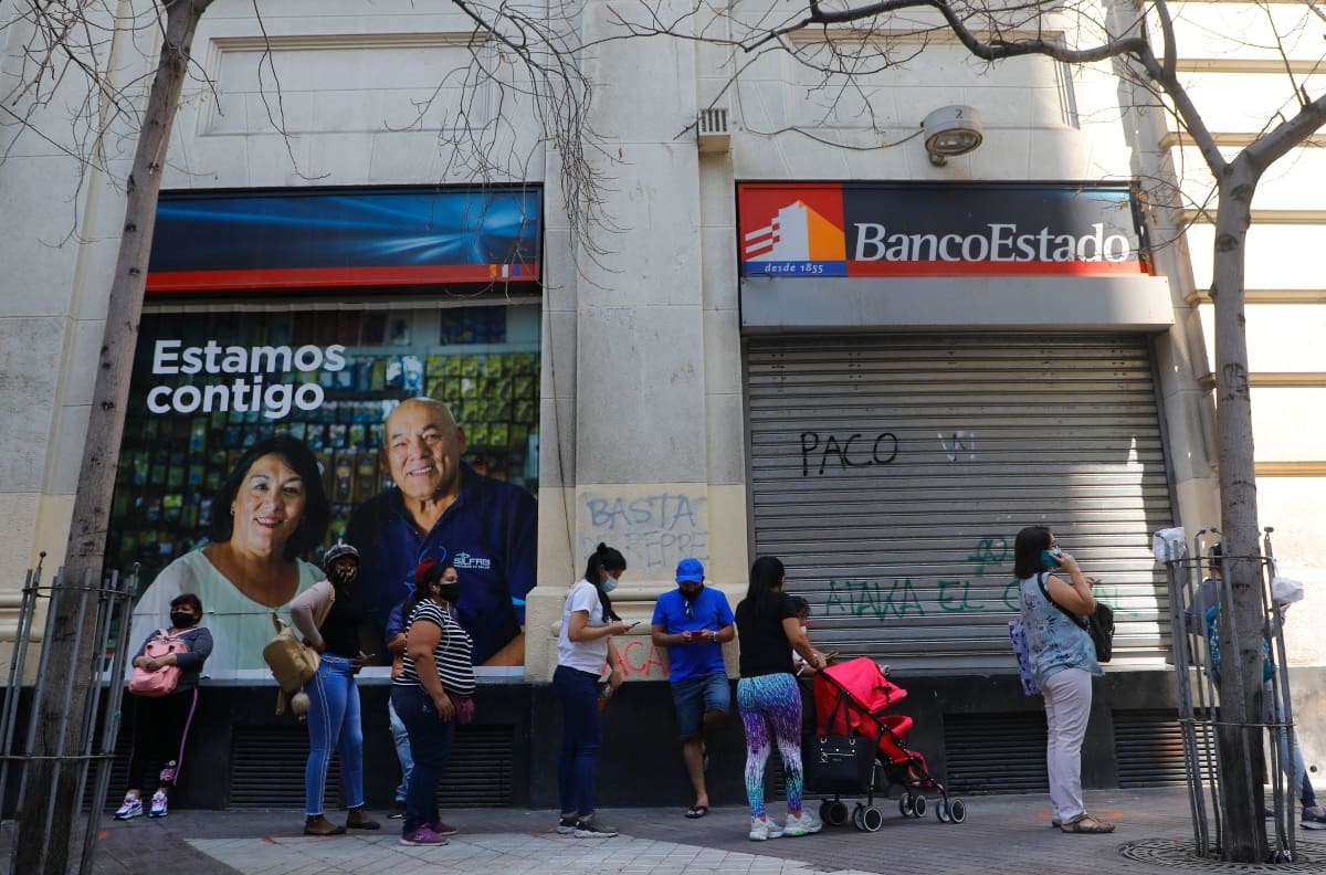 No lo cobraste: Revisa si eres beneficiario de los 16 aportes pendientes que paga BancoEstado