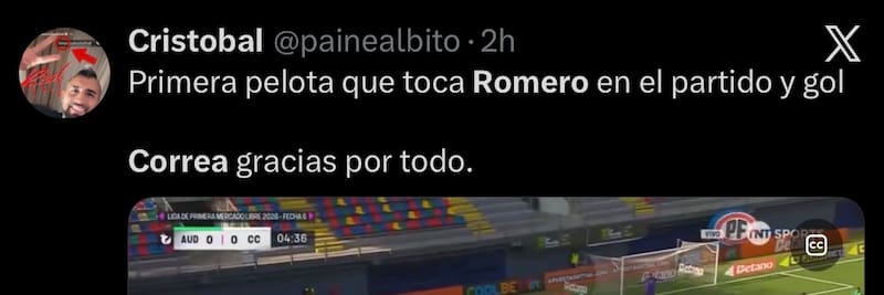 Los hinchas albos cargaron contra Javier Correa tras el triunfo ante Audax.