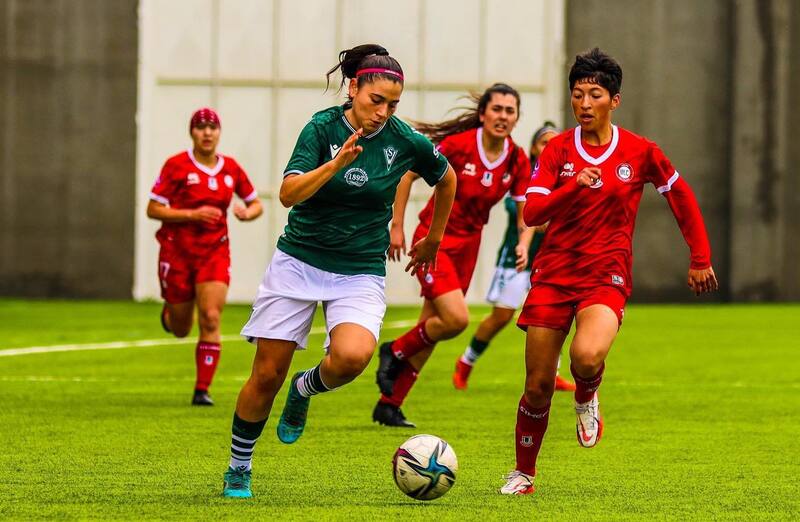 El cuadro "Caturro" incorporó a polémico entrenador.
@Decanas_oficial