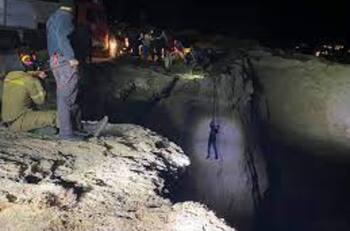 VIDEO | Dramático rescate inmigrantes en costas griegas luego de que su barco se estrellara: Se registran 22 personas fallecidas