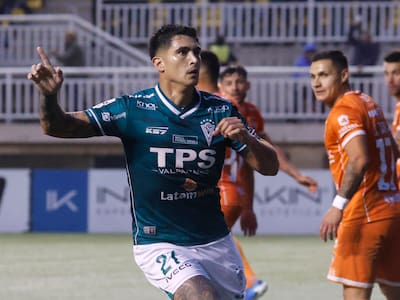 Jugó en la U, se recuperó de una lesión y es la esperanza de Santiago Wanderers en Copa Chile